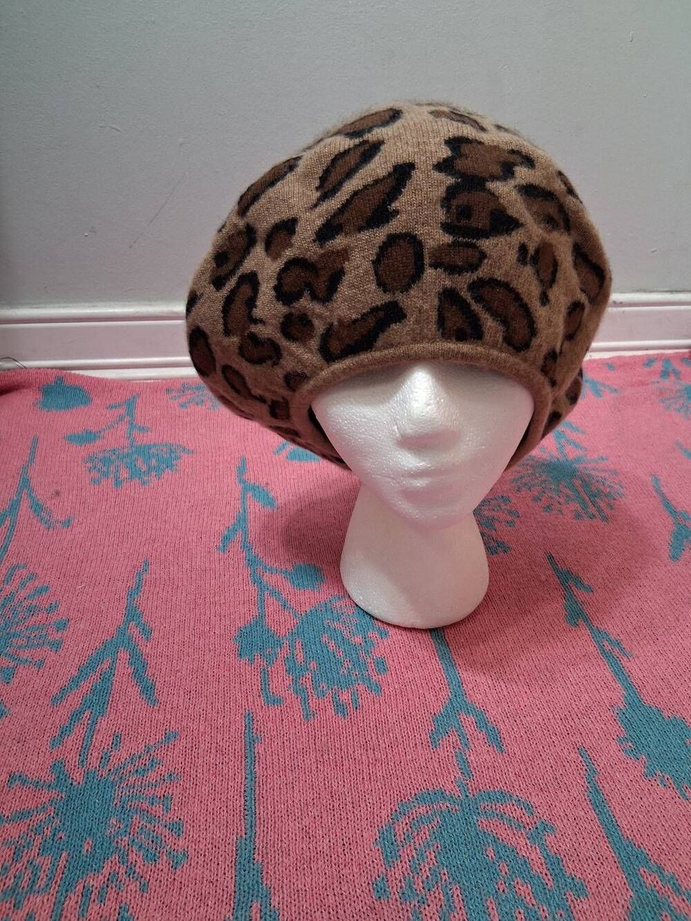 Portolano cashmere womens beret 100% cashmere hat leopard print brown tan